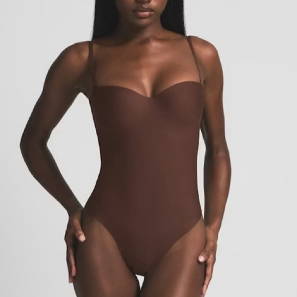 NWT Skims Body Molded Underwire Bodysuit in Cocoa! Size S - Picture 3 of 9